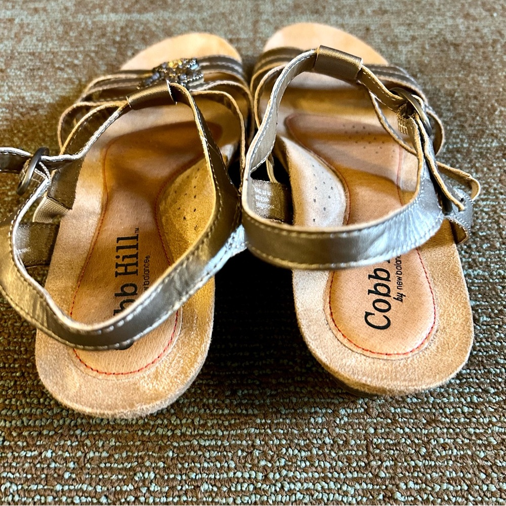 Cobb Hill New Balance Rockport Gold Hollywood Hannah Wedge Sandals, size 9.5 - Picture 9 of 12